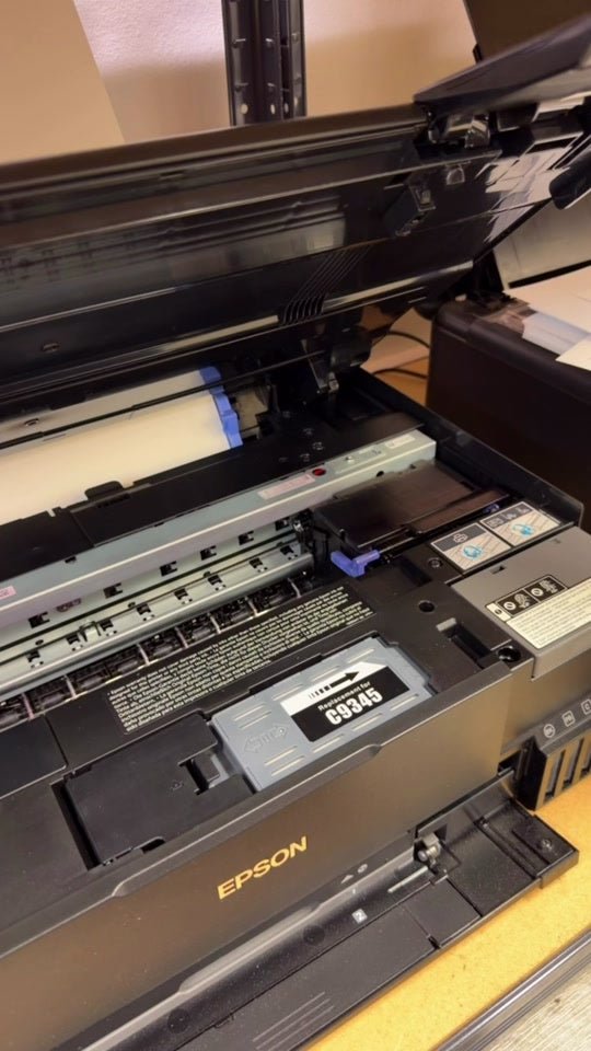 Sådan hæver du printhovedet på Epson ET-8550 til tykkere medier - Stickiply