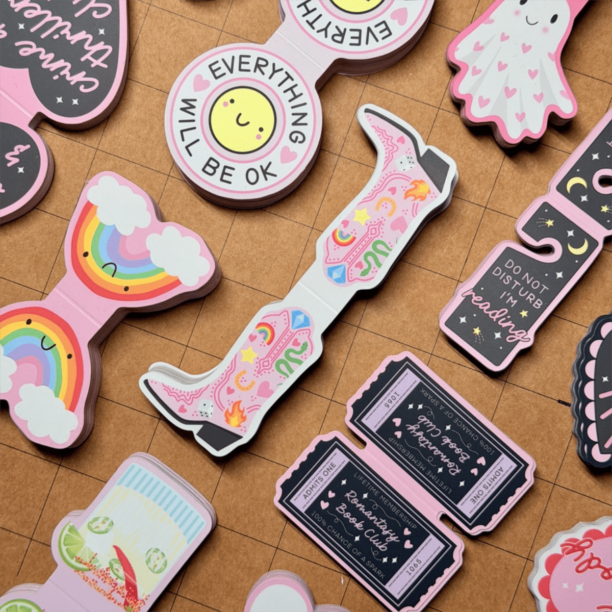 CUSTOM MAGNETIC BOOKMARKS - Stickiply