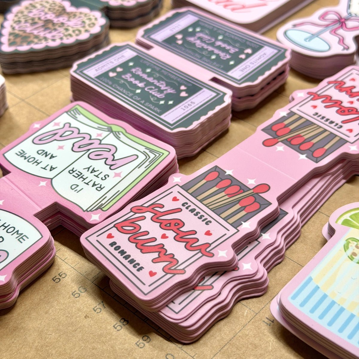 CUSTOM MAGNETIC BOOKMARKS - Stickiply