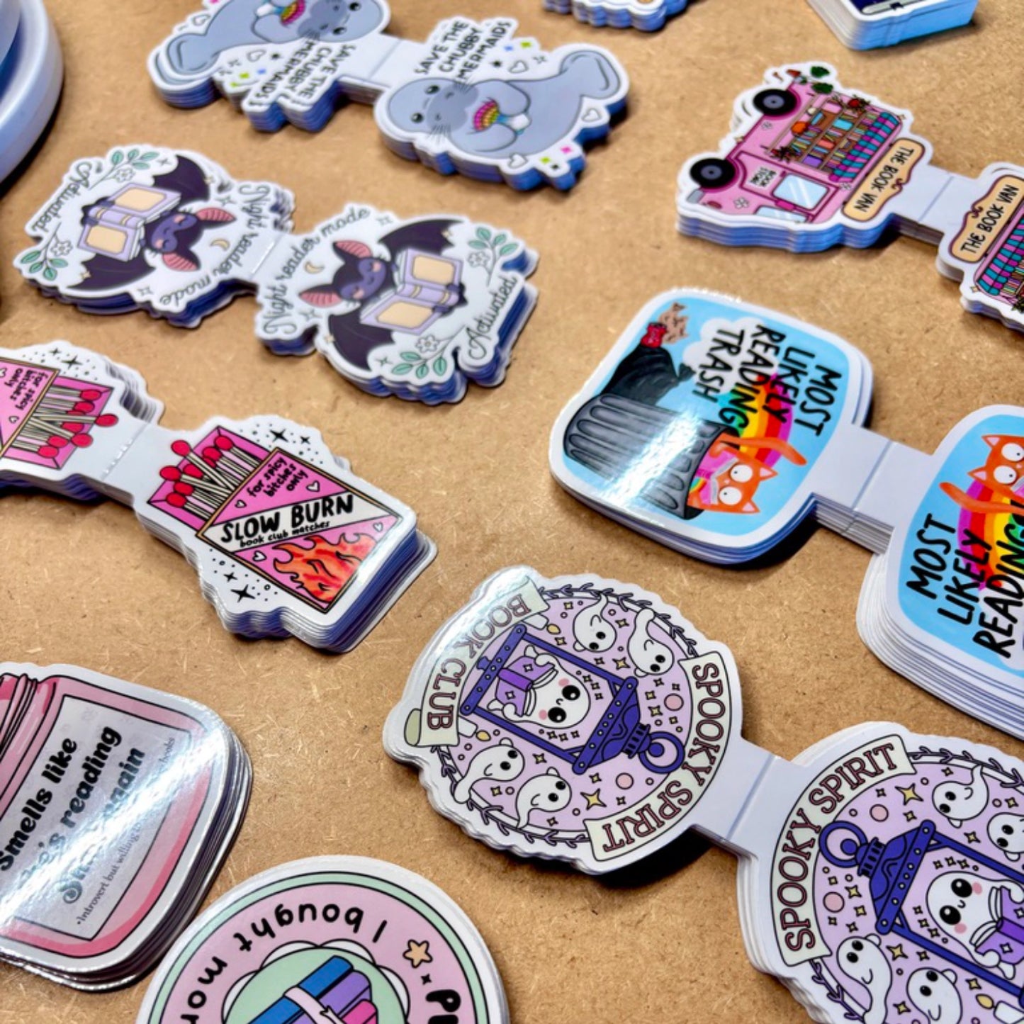 CUSTOM MAGNETIC BOOKMARKS - Premium Services - Just £3.50!
