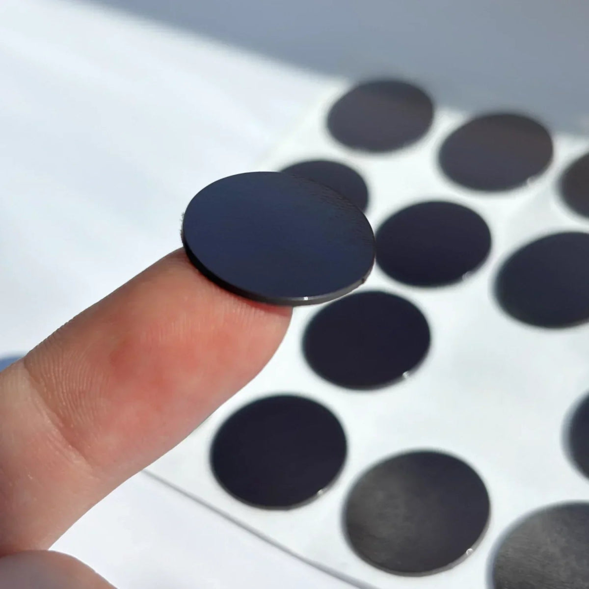 Fogli Magnetici Round Magnetic Sheet SELF-ADHESIVE - 30mm Foglio Magnetico Per Calamite