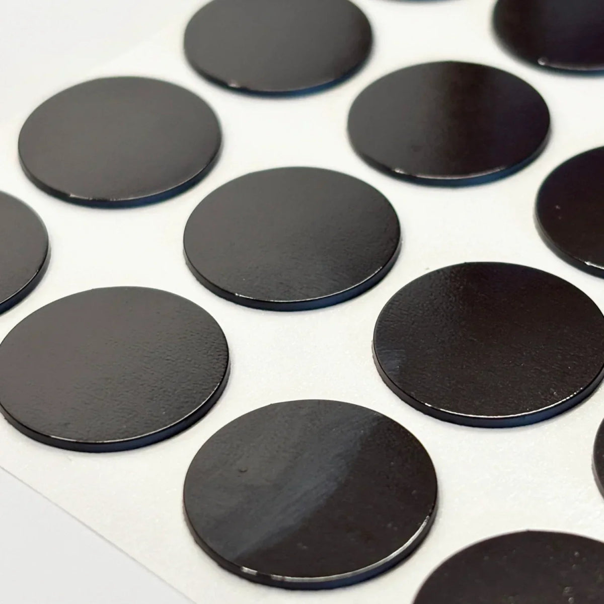 Fogli Magnetici Round Magnetic Sheet SELF-ADHESIVE - 30mm Foglio Magnetico Per Calamite