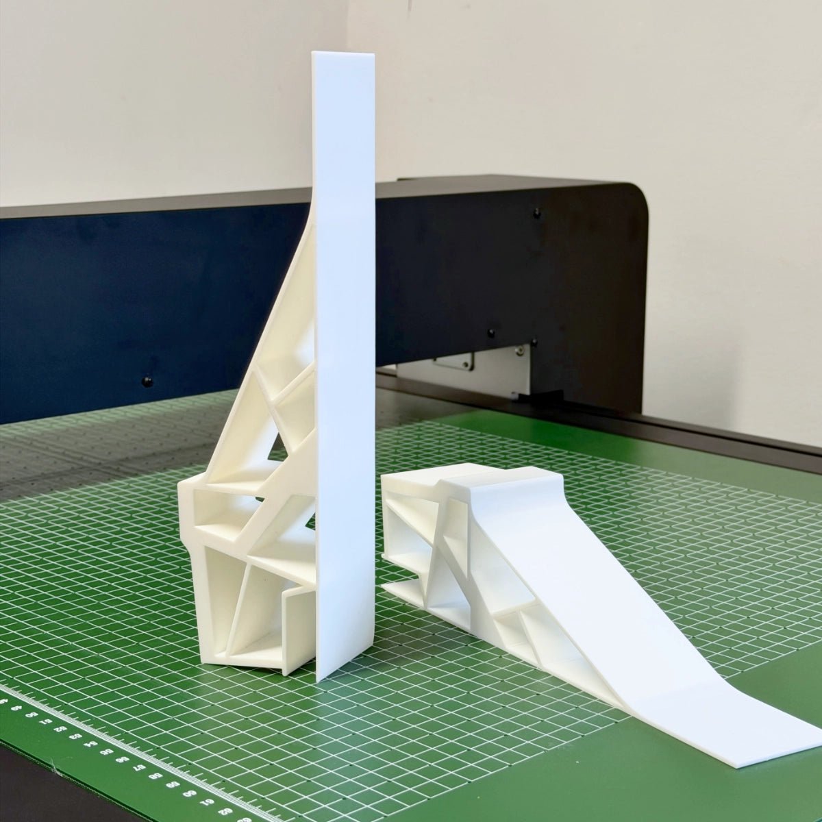 Stabilising Tray Extender V1.0 (for Siser Juliet) - Stickiply